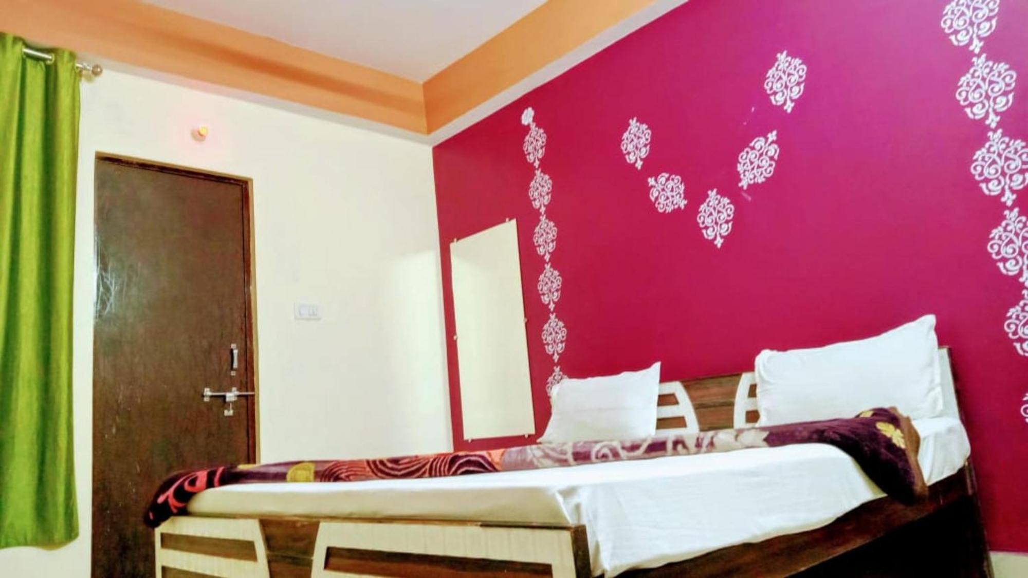 Goroomgo The Shivay Guest House Inn Varanasi Eksteriør bilde